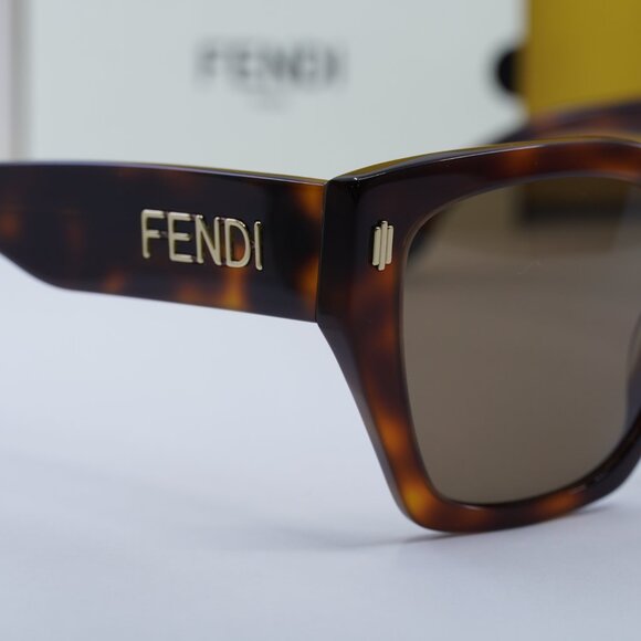 Final Price! Fendi FE40070I 53H Polarized Sunglasses main image 10